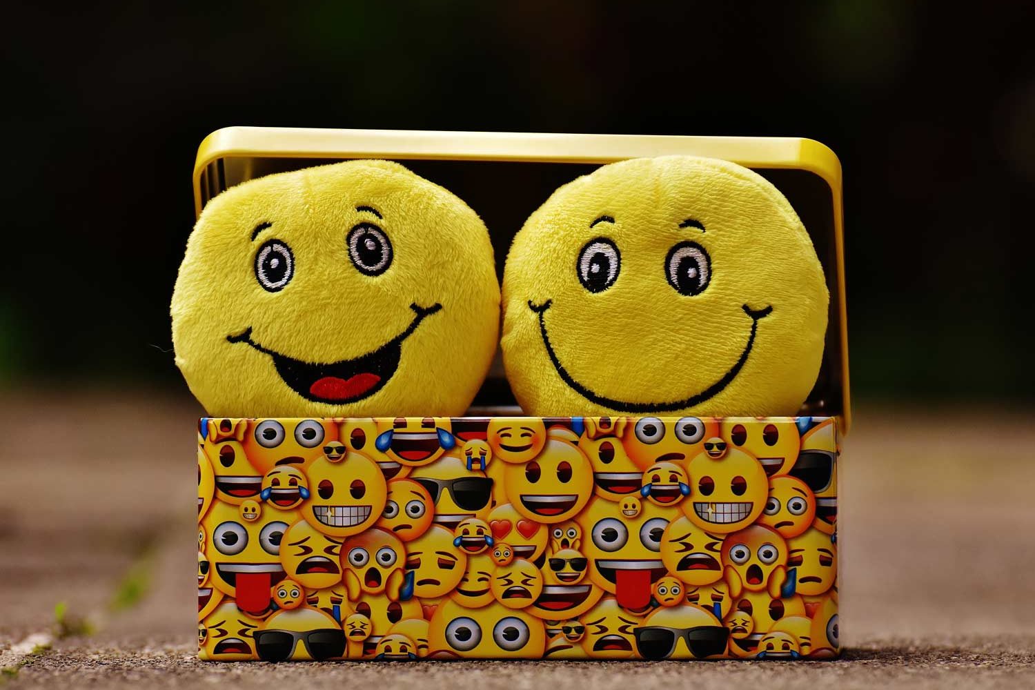 Best-Buzz-Box-Smileys-Box